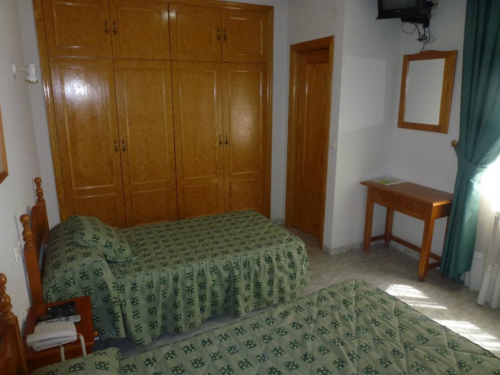 Hotel La Moraleda - Complejo Las Delicias ビジャヌエバ・デル・アルソビスポ 部屋 写真