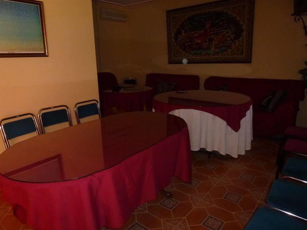 Hotel La Moraleda - Complejo Las Delicias ビジャヌエバ・デル・アルソビスポ エクステリア 写真